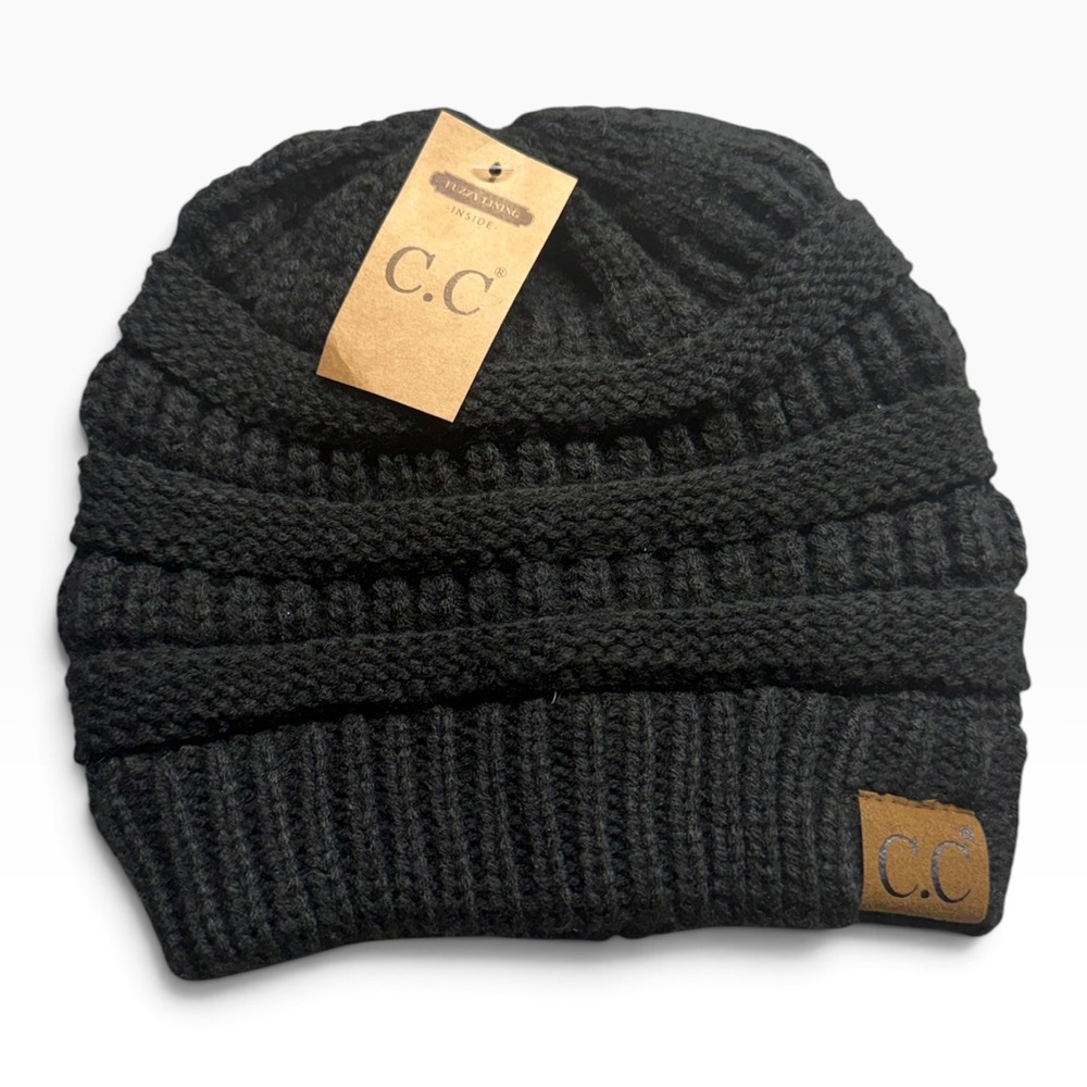 C.C Beanie Womens Black Cable Knit Fuzzy Lined Slouchy Skull Cap Hat NWT